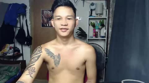 Snapshot of asianboycock14 chatting on May 14, 10:22 am asianboycock14 online show from May 14, 10:22 am