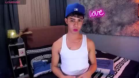 asiancum_peter online show from October 16, 10:16 am
