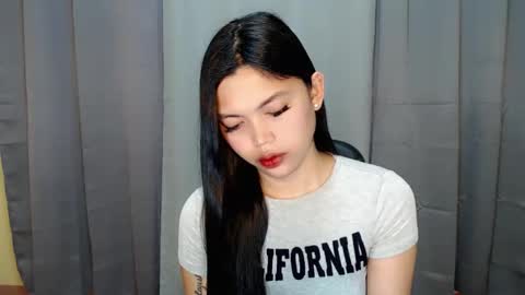 Snapshot of asiancumgirlxxx_ chatting on March 26, 3:01 am asiancumgirlxxx_ online show from March 26, 3:01 am