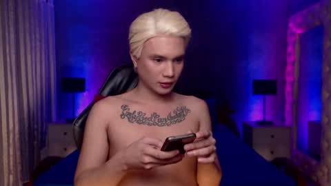 AsherMiller online show from September 10, 4:29 pm