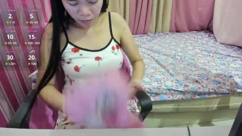 Snapshot of asianhot_babe chatting on June 2, 1:35 pm Melody online show from June 2, 1:35 pm