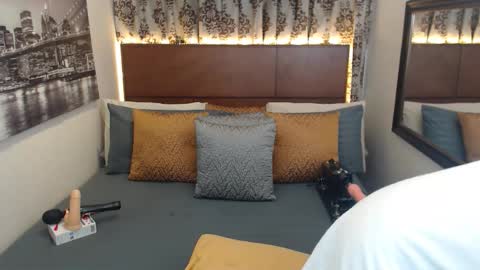 asianhotjasmin online show from October 2, 11:28 am