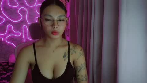 Snapshot of asianhottiesttamira chatting on July 16, 6:52 am HI IM TAMIRA LOOKING FOR SERIOUS RELATIONSHIP online show from July 16, 6:52 am