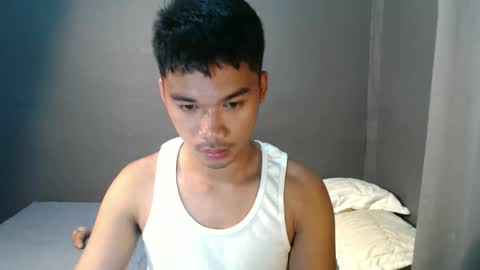 asianhunk_jamesx online show from September 9, 9:47 pm