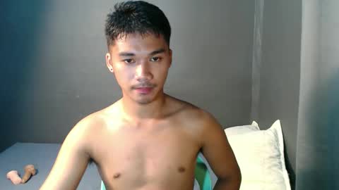 asianhunk_jamesx online show from September 10, 11:32 am
