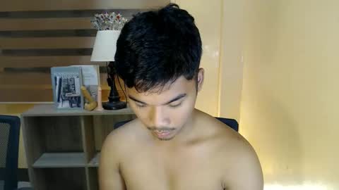 asianhunk_jamesx online show from January 14, 7:52 pm