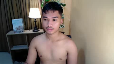 asianhunk_jamesx online show from February 18, 7:37 am