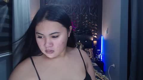 asiankinkyella online show from January 17, 9:36 am