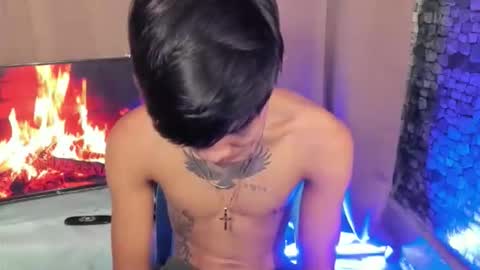 mark online show from November 7, 5:24 pm