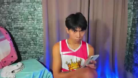 mark online show from November 10, 7:46 pm