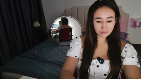 Snapshot of asianqueen777ohmi chatting on June 3, 3:09 am Rose Mingna online show from June 3, 3:09 am
