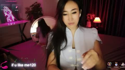 Snapshot of asianqueen777ohmi chatting on June 29, 2:18 am Rose Mingna online show from June 29, 2:18 am