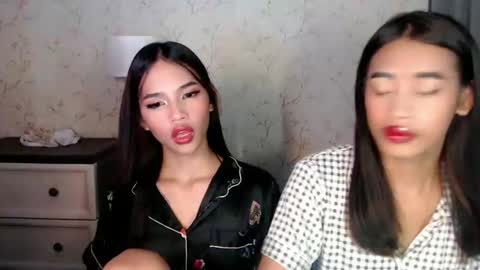 kisses online show from March 6, 12:23 pm