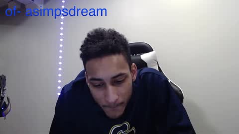 Snapshot of asimpsdream chatting on February 6, 4:14 pm asimpsdream online show from February 6, 4:14 pm