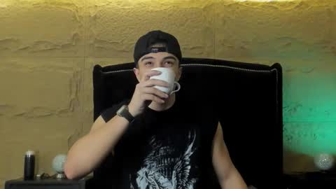 Aslan  online show from March 4, 2:17 am