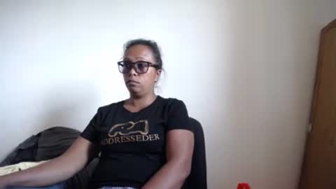 aslanne online show from April 1, 9:21 am