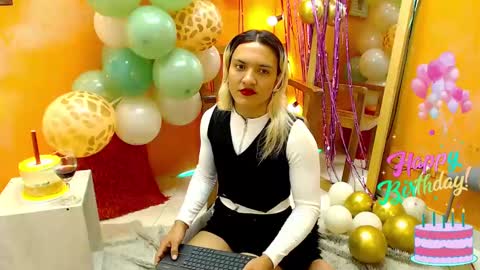 ASLY online show from January 16, 5:12 pm