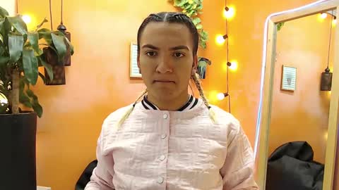 ASLY online show from January 20, 11:45 am