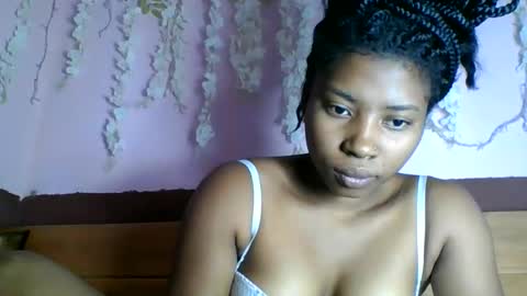 Snapshot of asmiraa chatting on May 24, 9:09 pm asmiraa online show from May 24, 9:09 pm
