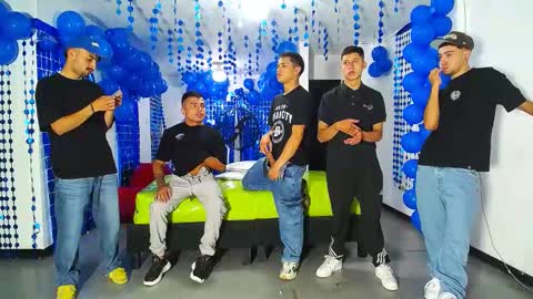 Snapshot of asmodeus7100 chatting on December 18, 12:10 am THOMAS AND DAMIAND online show from December 18, 12:10 am