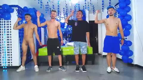 Snapshot of asmodeus7100 chatting on December 22, 3:11 am THOMAS AND DAMIAND online show from December 22, 3:11 am