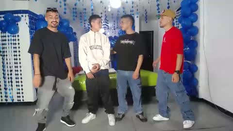 Snapshot of asmodeus7100 chatting on December 23, 12:46 am THOMAS AND DAMIAND online show from December 23, 12:46 am