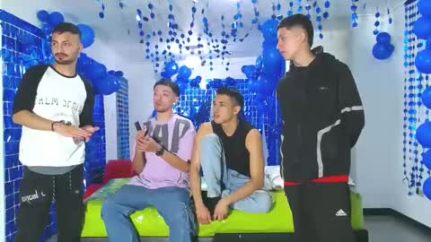 Snapshot of asmodeus7100 chatting on December 28, 12:15 am THOMAS AND DAMIAND online show from December 28, 12:15 am