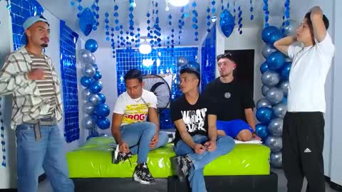 Snapshot of asmodeus7100 chatting on February 5, 12:10 am THOMAS AND DAMIAND online show from February 5, 12:10 am