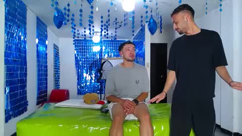 Snapshot of asmodeus7100 chatting on March 4, 12:07 am THOMAS AND DAMIAND online show from March 4, 12:07 am