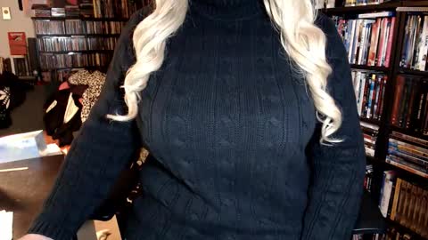 Aspen Vale online show from January 7, 9:50 pm