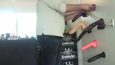 Snapshot of assforstrapon chatting on March 9, 8:29 am sissyslut online show from March 9, 8:29 am