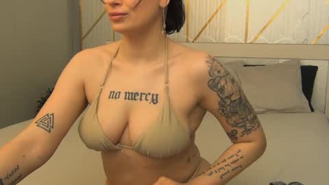 Snapshot of asshantiyx chatting on March 30, 8:48 am Ash online show from March 30, 8:48 am