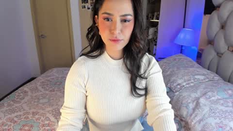 Snapshot of asshley__ chatting on December 26, 5:15 am Ashley online show from December 26, 5:15 am