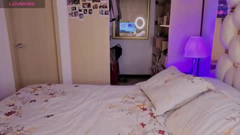 Ashley online show from November 22, 10:20 pm