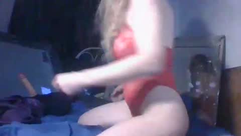 Snapshot of assilem277 chatting on November 4, 6:12 am danni travis online show from November 4, 6:12 am