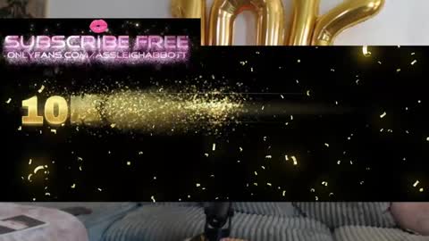 Snapshot of assleighabbott chatting on February 7, 10:41 pm ASSleigh Abbott online show from February 7, 10:41 pm