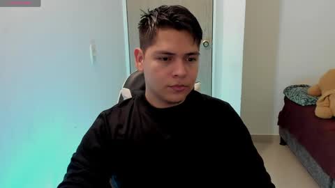 Snapshot of asta_kuro chatting on May 2, 5:56 am Asta Kuno online show from May 2, 5:56 am