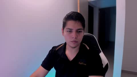 Snapshot of asta_kuro chatting on June 5, 1:12 am Asta Kuno online show from June 5, 1:12 am