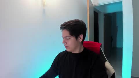 Snapshot of asta_kuro chatting on July 2, 3:23 am Asta Kuno online show from July 2, 3:23 am