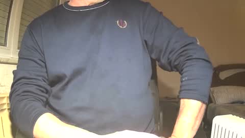 Snapshot of astelover chatting on December 16, 9:09 pm astelover online show from December 16, 9:09 pm