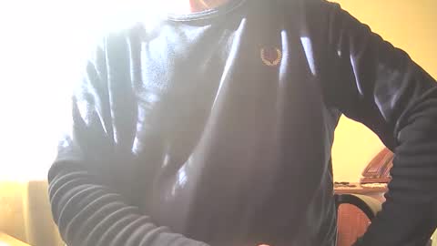 Snapshot of astelover chatting on December 23, 12:30 pm astelover online show from December 23, 12:30 pm