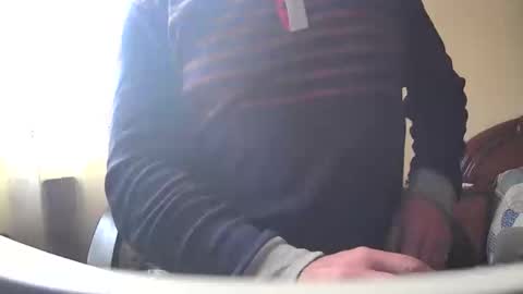 Snapshot of astelover chatting on February 8, 4:25 pm astelover online show from February 8, 4:25 pm