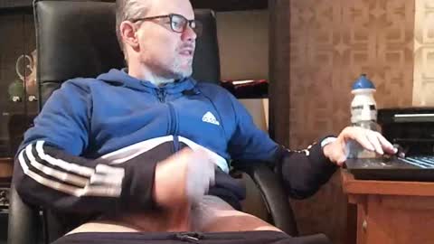 asterion51 online show from December 19, 5:31 pm