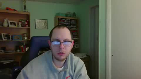 Andrew or Smiley Read the message in bold above the bio design for info on the situation. online show from February 3, 2:53 am