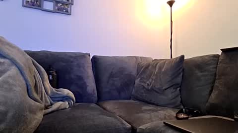 Snapshot of astra916 chatting on March 1, 9:28 pm astra916 online show from March 1, 9:28 pm