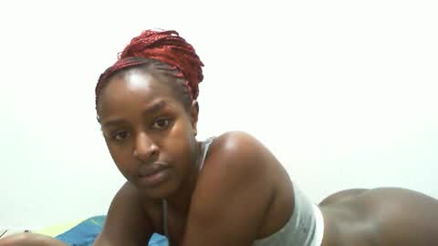 Snapshot of astra_love254 chatting on November 12, 7:46 pm astra_love254 online show from November 12, 7:46 pm