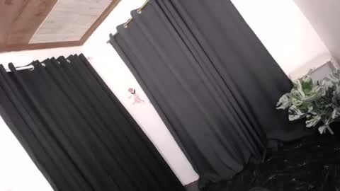 Anna online show from March 24, 9:09 pm