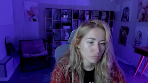 astramonroe online show from September 21, 10:28 am