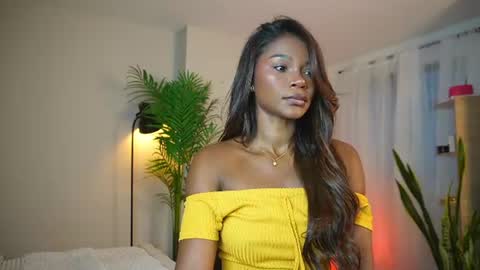 Snapshot of astrea_1 chatting on June 30, 11:06 pm Astrea online show from June 30, 11:06 pm