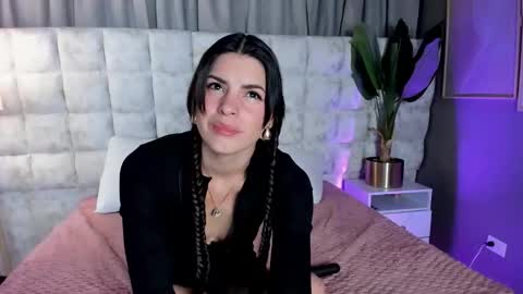 astrid_velle online show from February 28, 5:41 am
